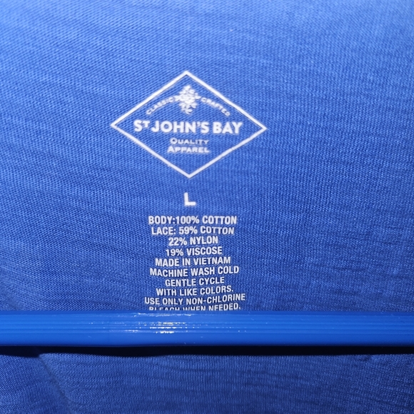 St John's Bay eyelet top - Picture 4 of 4